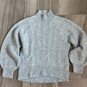 Abercrombie & Fitch Heathered Blue Chevron Turtleneck Sweater